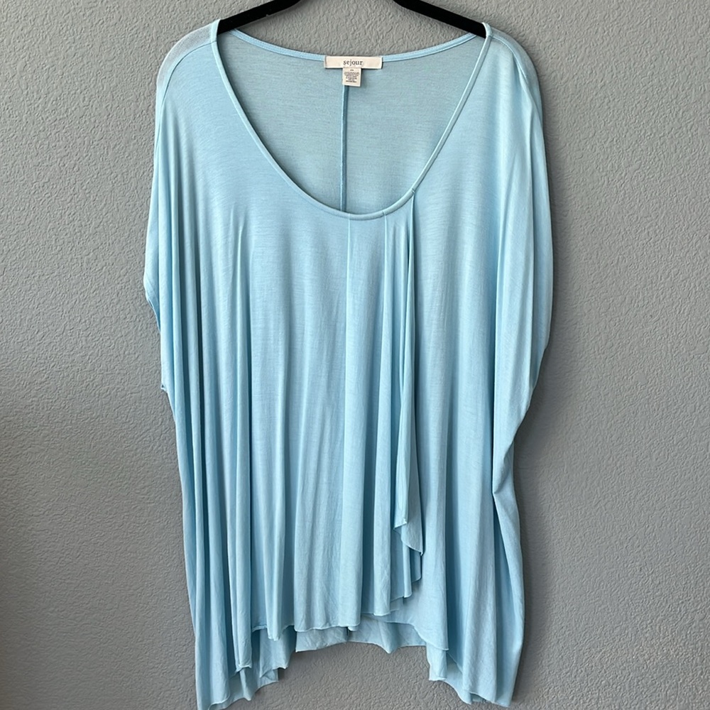 Sejour women’s 2X bat wing T-shirt, light blue, pretty fold detail on fr…